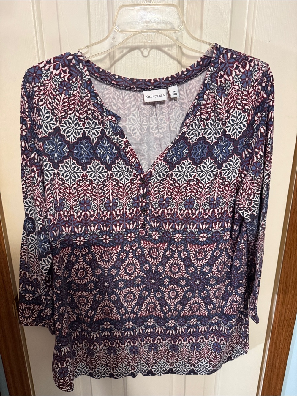 Kim Rogers Navy and Pink Printed V-Neck Blouse size Medium